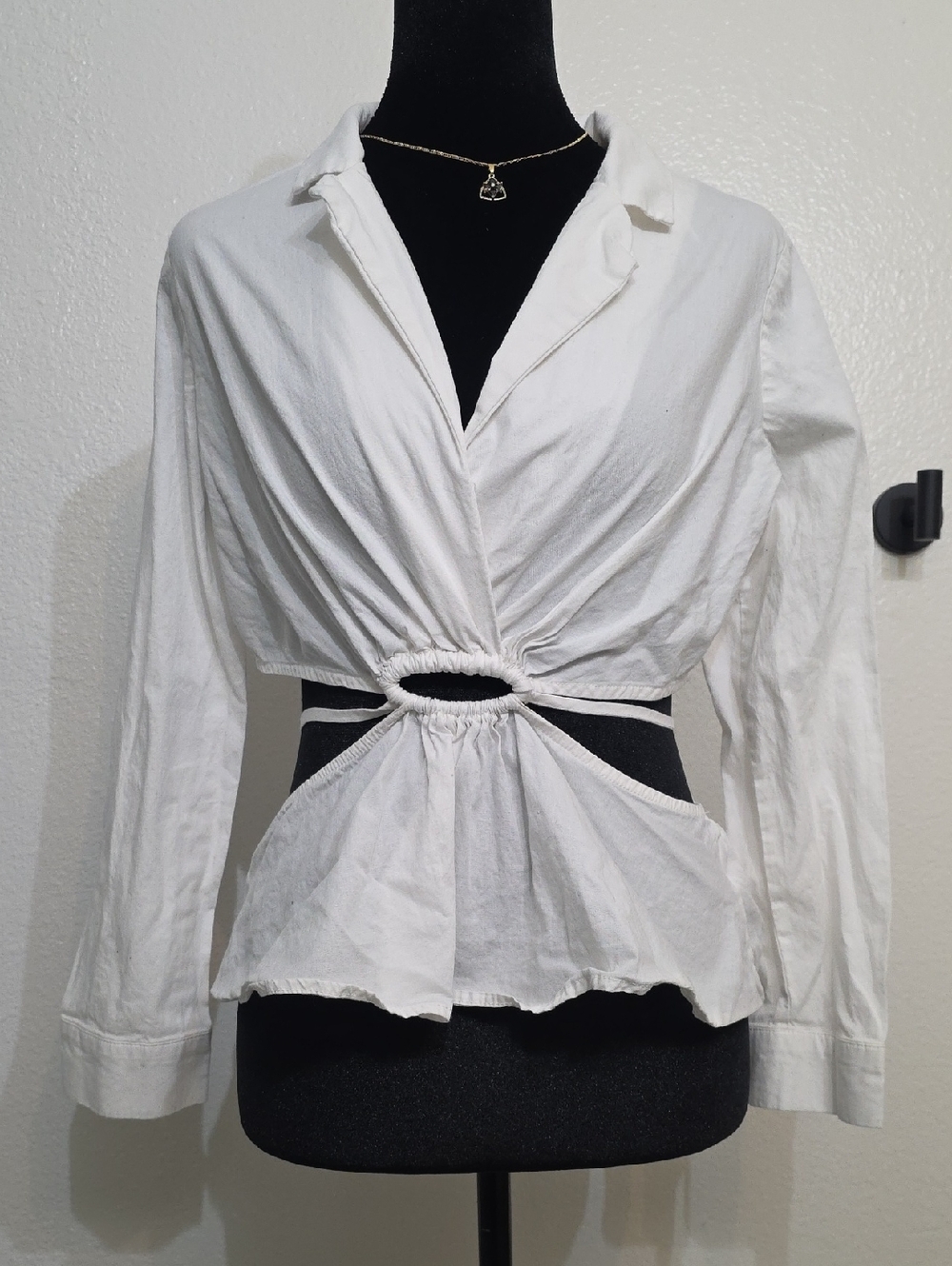 O.L.M. White Cutout Long-Sleeve Blouse